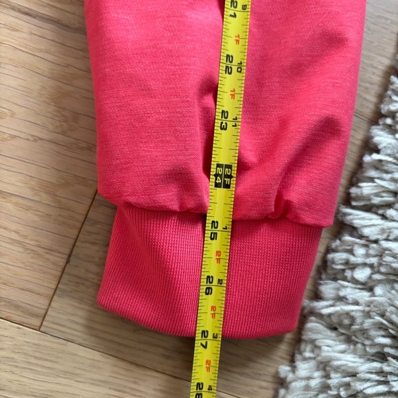 Volcom Women's Size M Salmon Pink Medium weight Winter Jacket - Picture 8 of 14